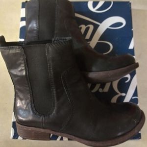 Women's boots